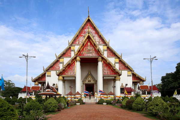 wihan-phra-mongkon-bophit_BIG.jpg